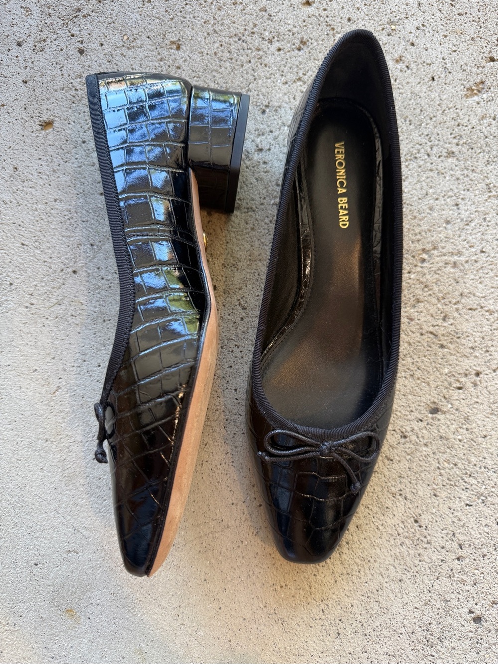 Veronica Beard Black Croc-Textured block kitten heels - Picture 2 of 3
